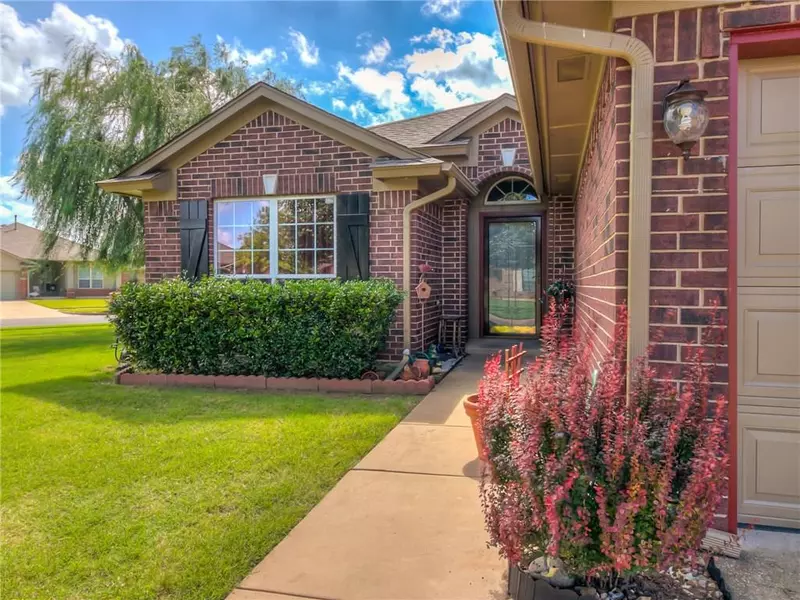 2400 NW 163rd Street, Edmond, OK 73013