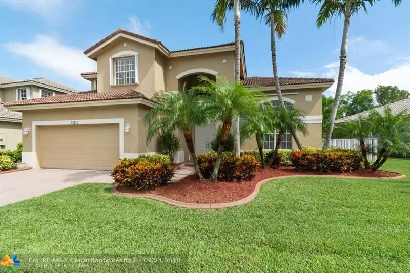 16741 Diamond Dr, Weston, FL 33331