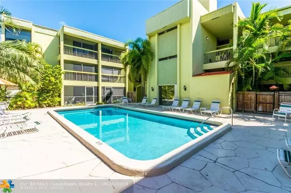 Wilton Manors, FL 33305,2450 NE 15th Ave  #202