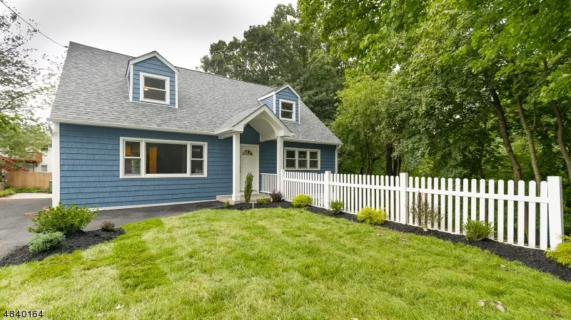 Edison Twp., NJ 08817,220 WELLINGTON PL