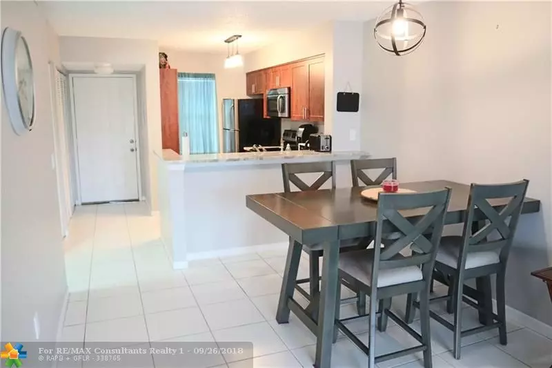 Pompano Beach, FL 33069,2236 N CYPRESS BEND DR  #408