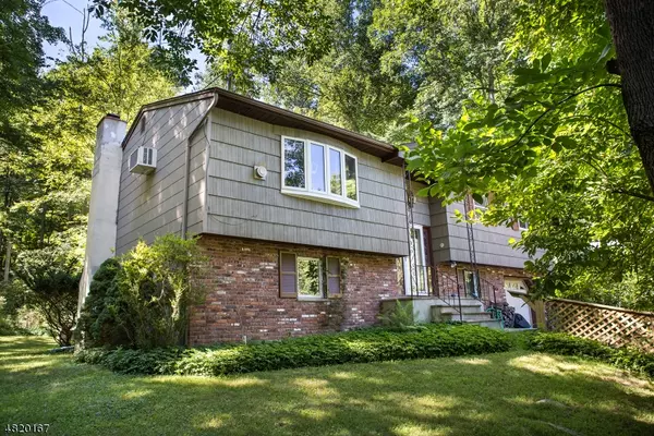 44 BROOKWOOD RD, Byram Twp., NJ 07874