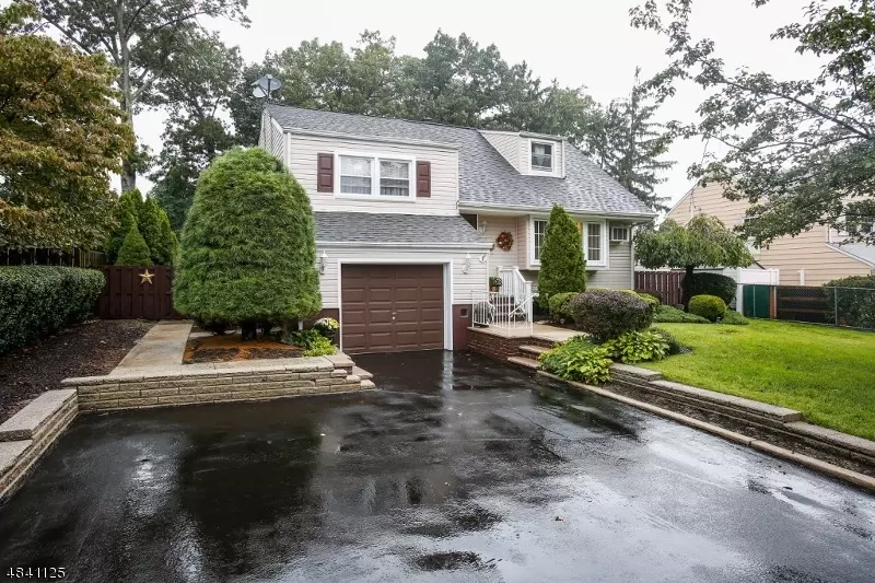 15 AMHERST PL, Sayreville Boro, NJ 08859