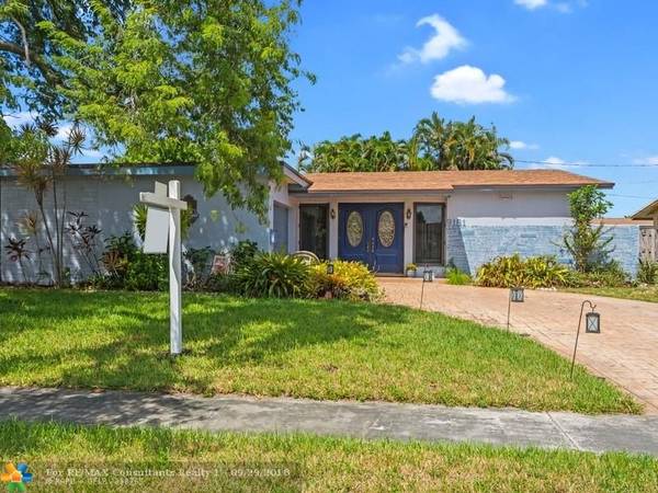 9181 NW 19th Pl, Sunrise, FL 33322