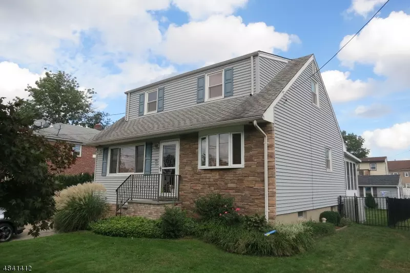 11 ALEXANDER AVE, South Bound Brook Boro, NJ 08880