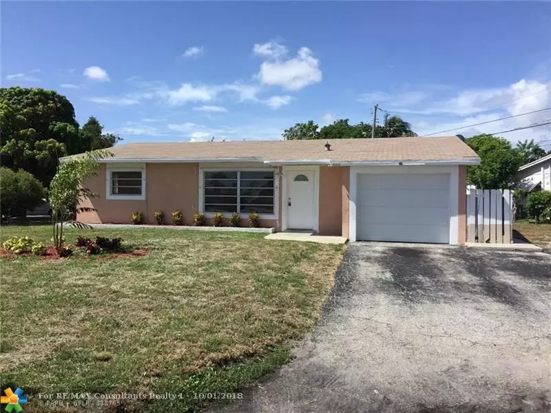 600 SW 14th Pl, Deerfield Beach, FL 33441