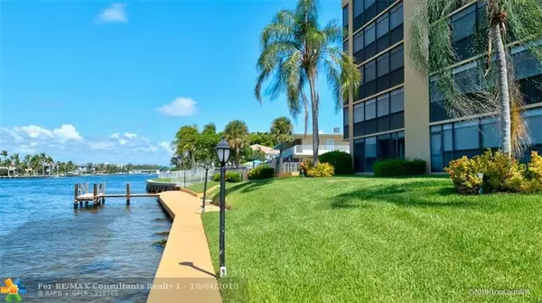 Deerfield Beach, FL 33441,985 SE 19th Ave  #104