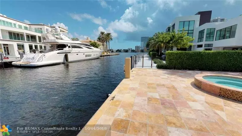 2639 Castilla Isle, Fort Lauderdale, FL 33301