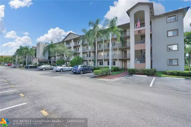 801 SW 138th Ave  #208 E, Pembroke Pines, FL 33027