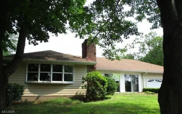 Holland Twp., NJ 08848,16 LANNING LN