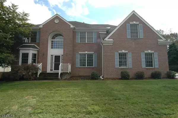 5 RAWLINGS CT, Roxbury Twp., NJ 07852