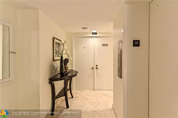 Fort Lauderdale, FL 33304,936 Intracoastal Dr  #14A