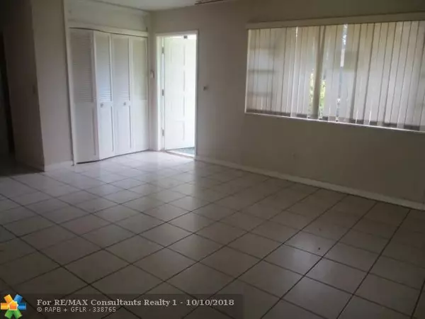 North Miami, FL 33161,1525 NE 136th St