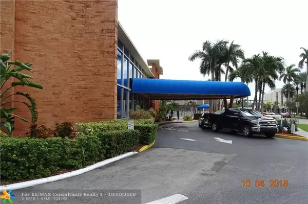Hallandale, FL 33009,26 Diplomat Pkwy  #2261