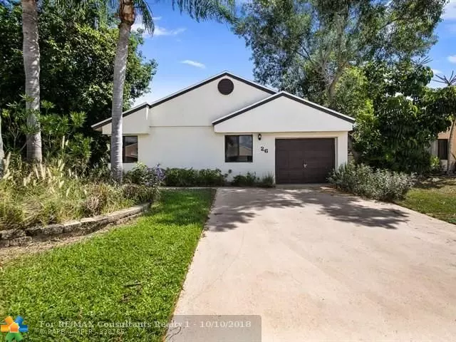 26 Hawthorne Ln, Boynton Beach, FL 33426