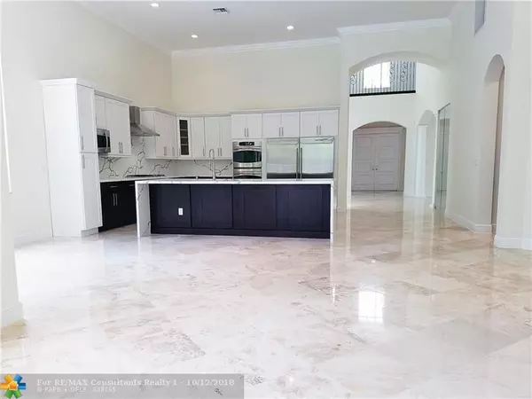 Boca Raton, FL 33496,17874 Lake Azure Way