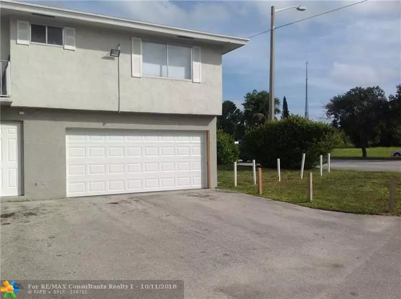 Mangonia Park, FL 33407,200 E Tiffany Dr  #3