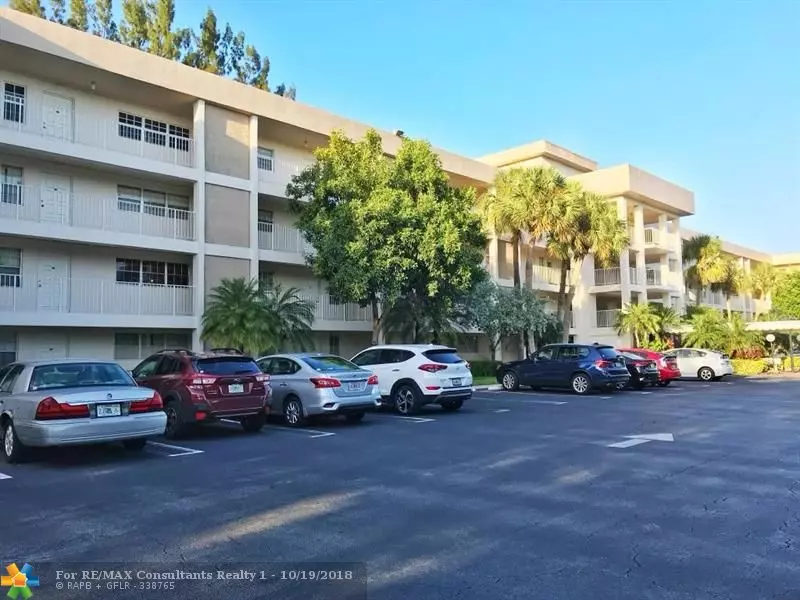 3051 S. Palm Aire  #207, Pompano Beach, FL 33069