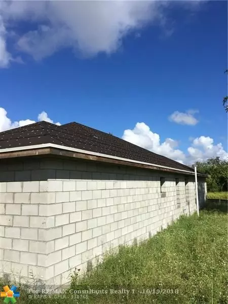 Port Saint Lucie, FL 34953,269 SW North Wakefield Circle