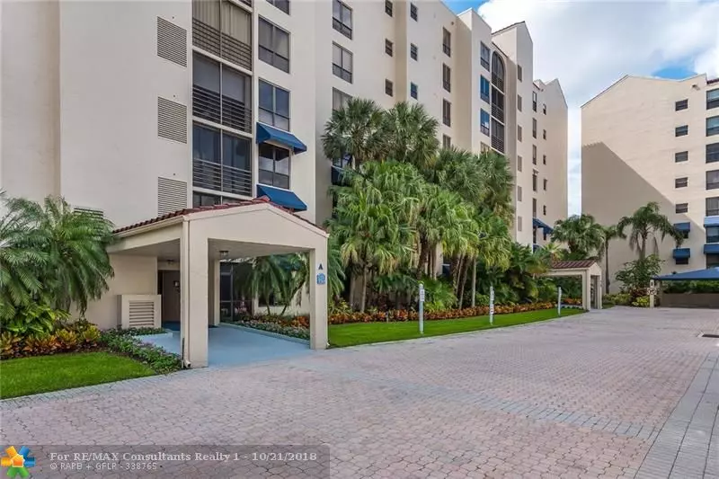 7564 Regency Lake Dr  #102, Boca Raton, FL 33433