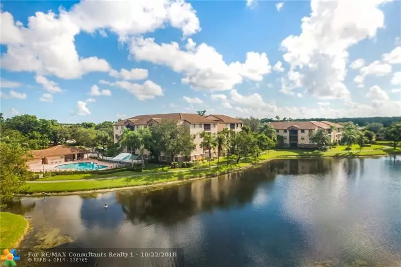 Coconut Creek, FL 33066,4400 NW 30th St  #422