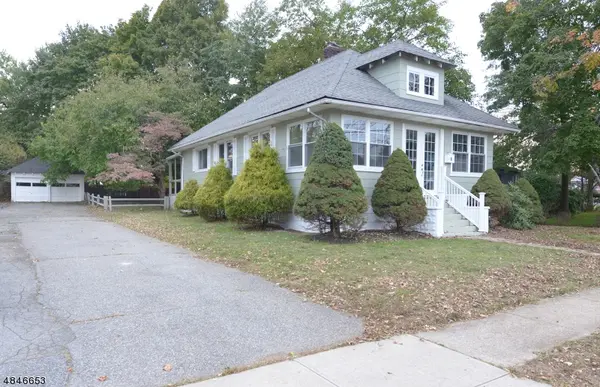 6 CENTER ST, Pompton Lakes Boro, NJ 07442