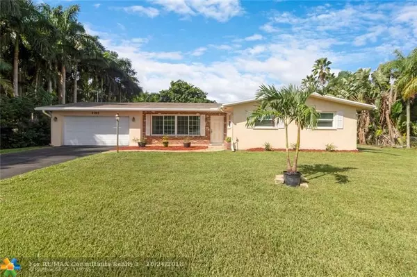 4785 SW 72nd Ave, Davie, FL 33314