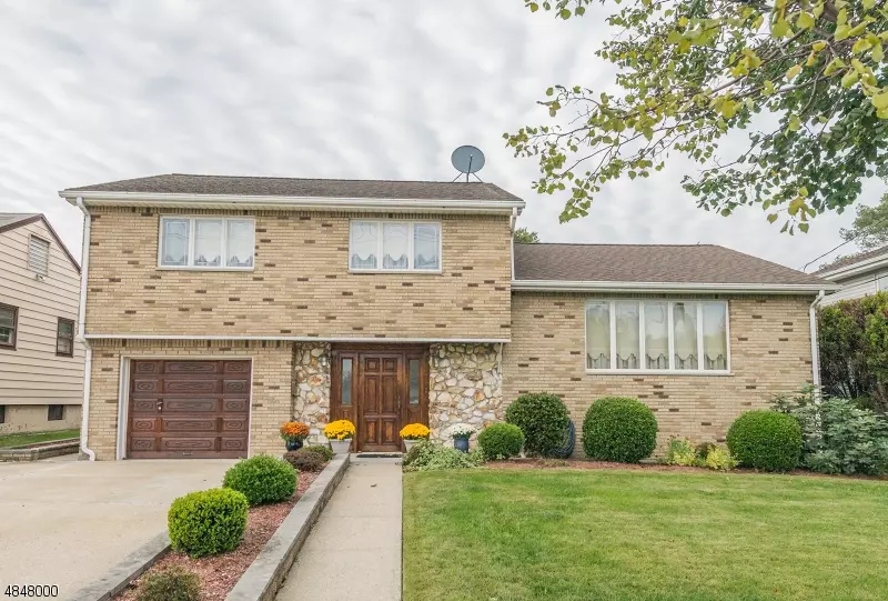 26 ANNABELLE AVE, Clifton City, NJ 07012