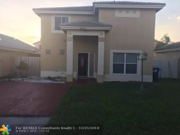 5581 NW 184th Ter, Miami, FL 33055