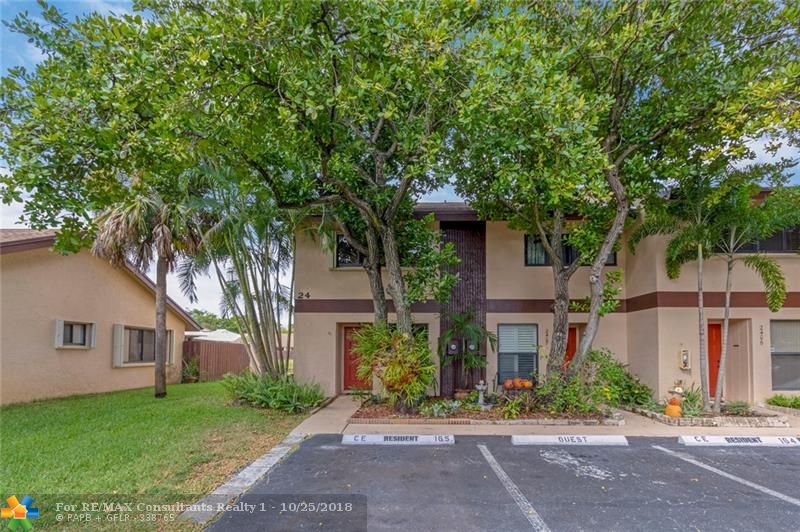 Oakland Park, FL 33309,3044 S Oakland Forest Dr  #2408