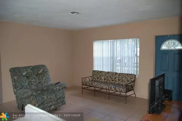 Oakland Park, FL 33334,311 NE 58th Ct