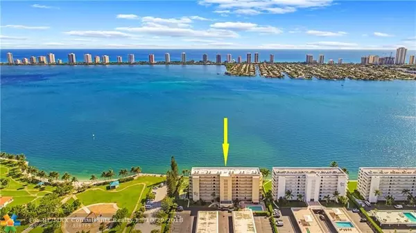 Lake Park, FL 33403,501 Lake Shore Dr  #403