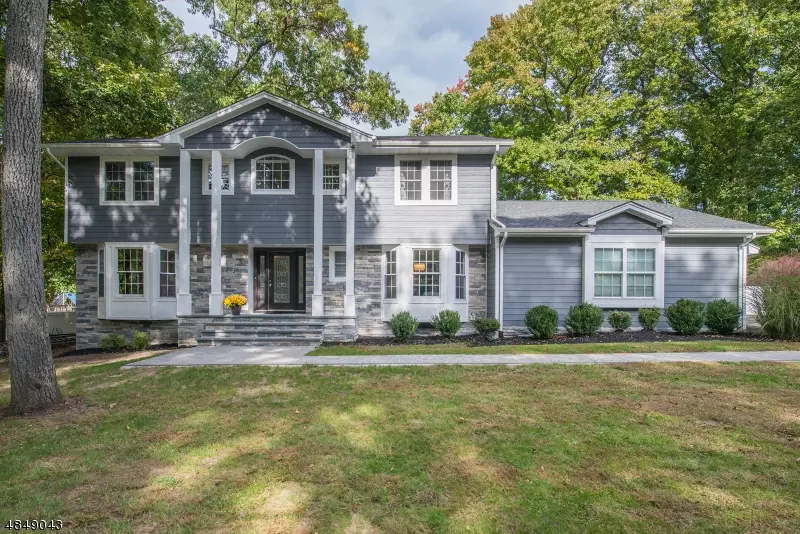 13 HIGHFIELD TER, North Caldwell Boro, NJ 07006