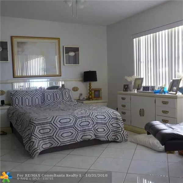 Deerfield Beach, FL 33441,330 SE 20th Ave  #218