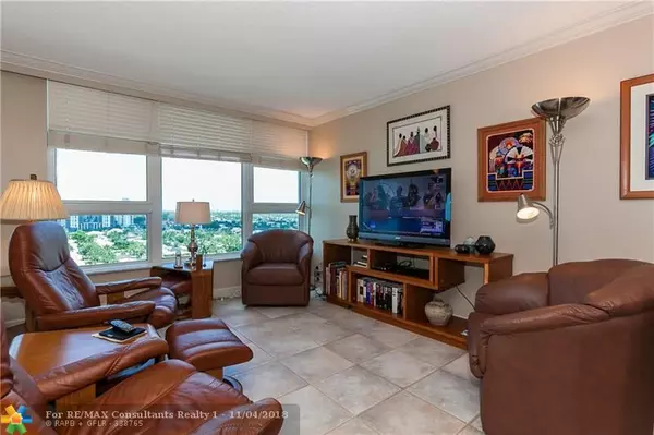 Lauderdale By The Sea, FL 33062,1620 S OCEAN BL  #14L