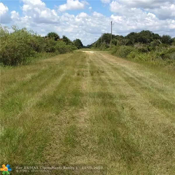 20621 NW 266, Okeechobee, FL 34972