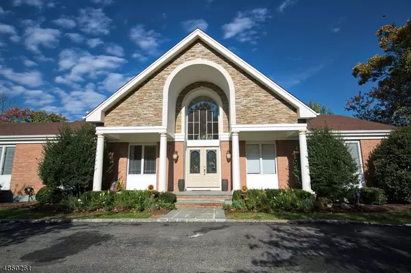 26 FOREST HILLS WAY, Cedar Grove Twp., NJ 07009