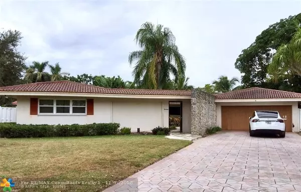 13 Tam O'Shanter Ln, Fort Lauderdale, FL 33308