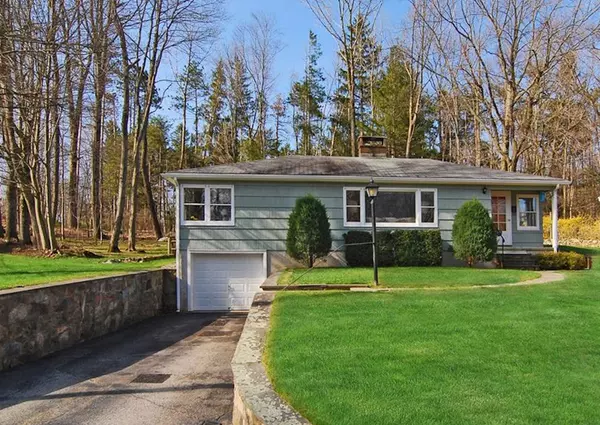 8 W WINDY BUSH LN, Sparta Twp., NJ 07871