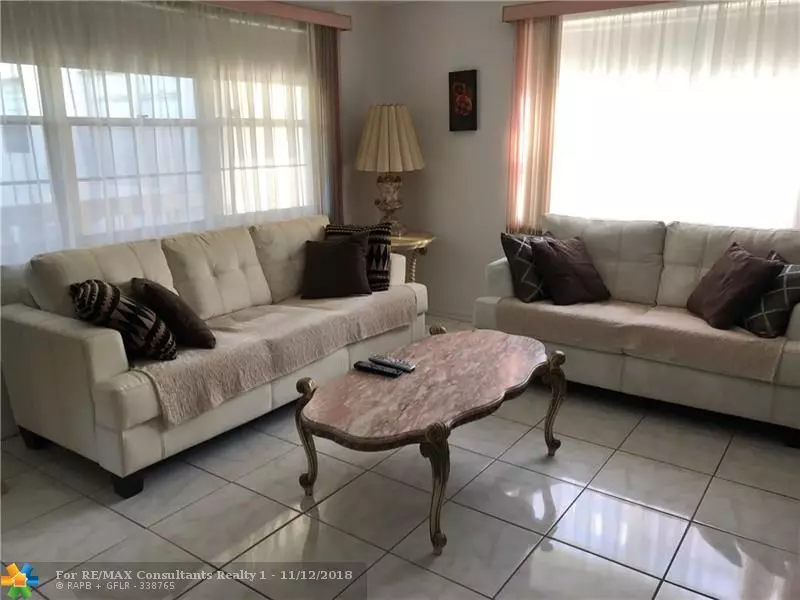 Deerfield Beach, FL 33442,17 Markham A  #17