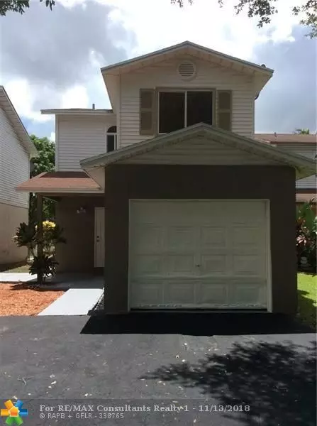 2019 NW 55th Ter, Lauderhill, FL 33313