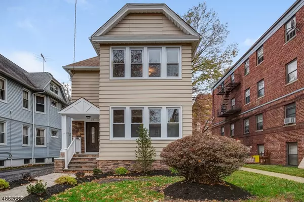 72-74 DE HART PL, Elizabeth City, NJ 07202