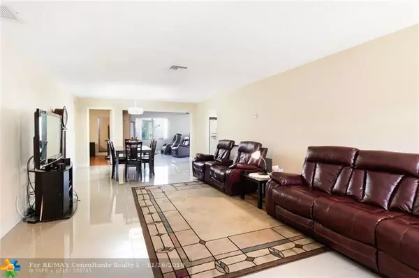 Deerfield Beach, FL 33442,1959 SW 15th Ct