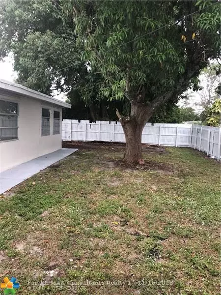 Pompano Beach, FL 33064,1560 NE 48th Ct