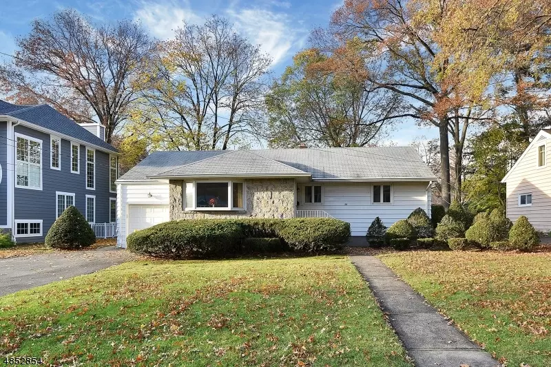 20 BROOKFIELD AVE, Glen Rock Boro, NJ 07452