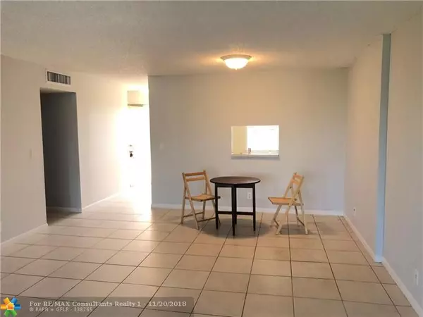 Dania Beach, FL 33004,425 SE 11th Ter  #407