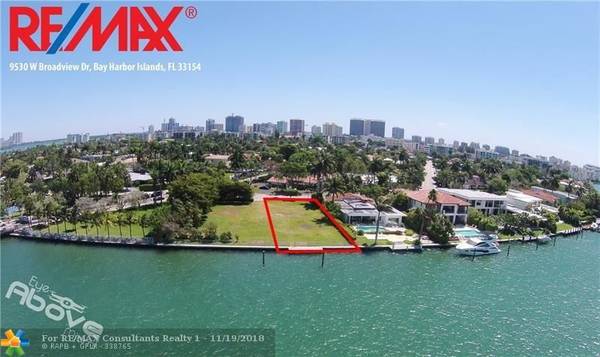 9530 W Broadview Dr, Bay Harbor Islands, FL 33154