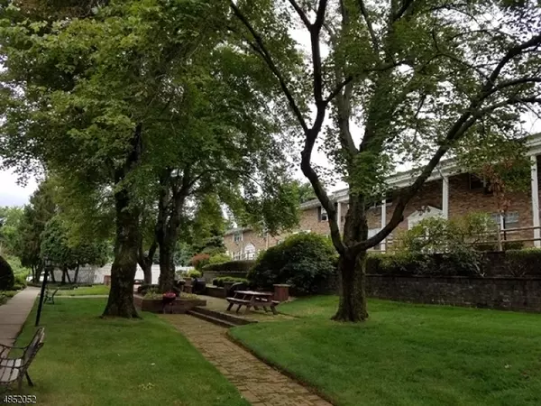 132 E MAPLE ST, Teaneck Twp., NJ 07666