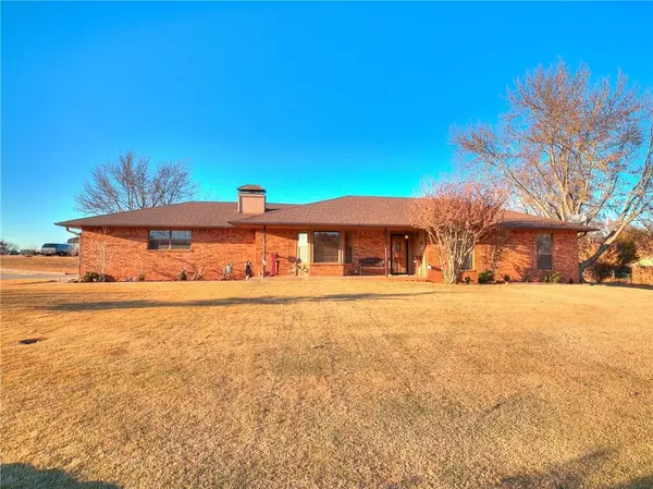 1201 Red Bud Lane, Edmond, OK 73034