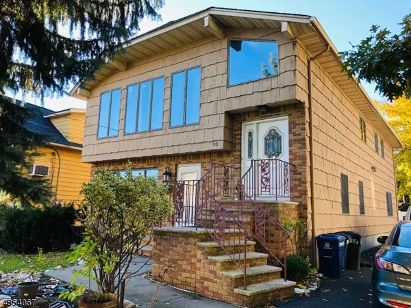 83 OAK ST, Clifton City, NJ 07014